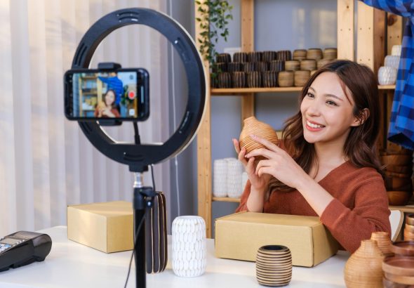 Live Commerce